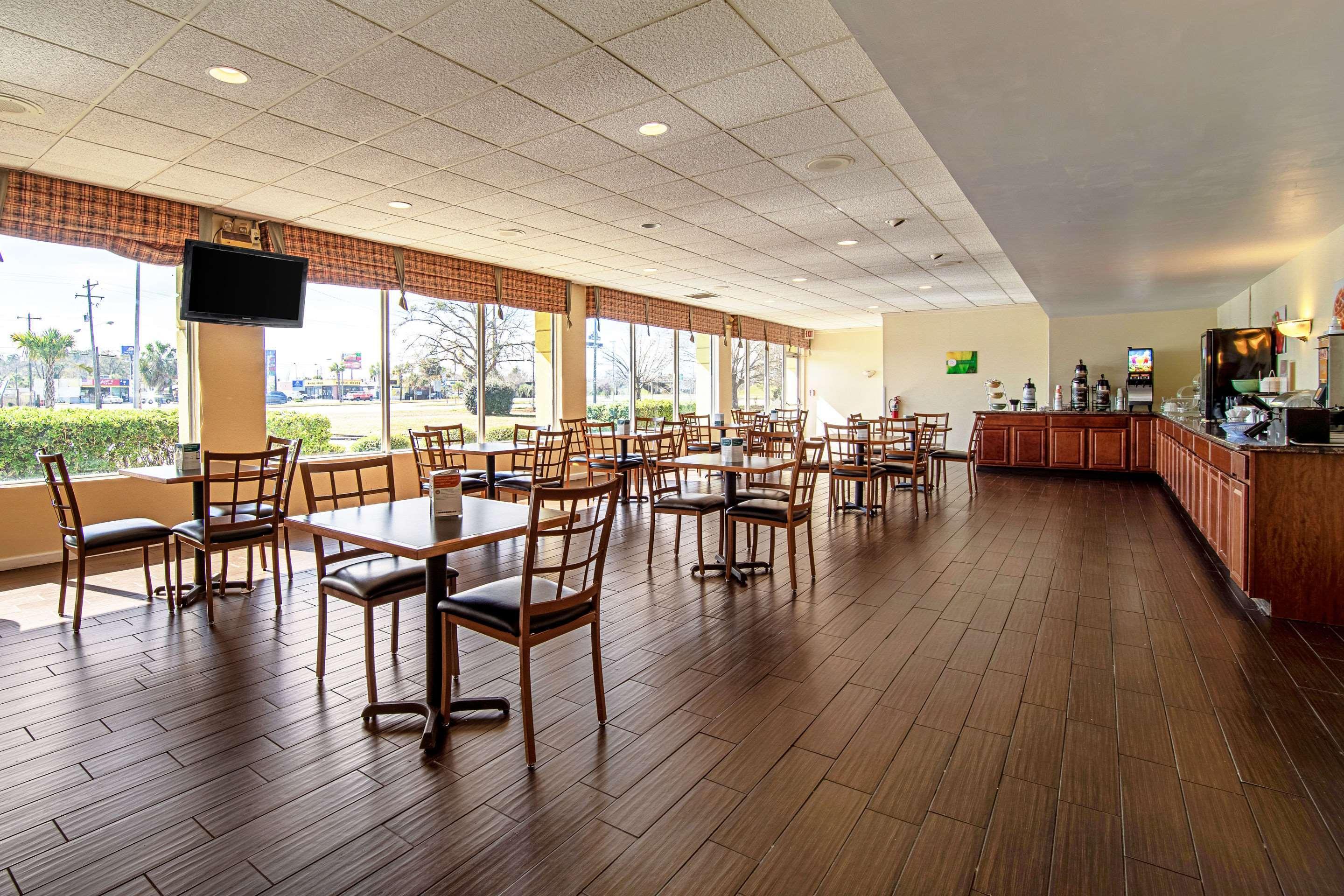 Quality Inn St George I-95 St. George Exterior photo