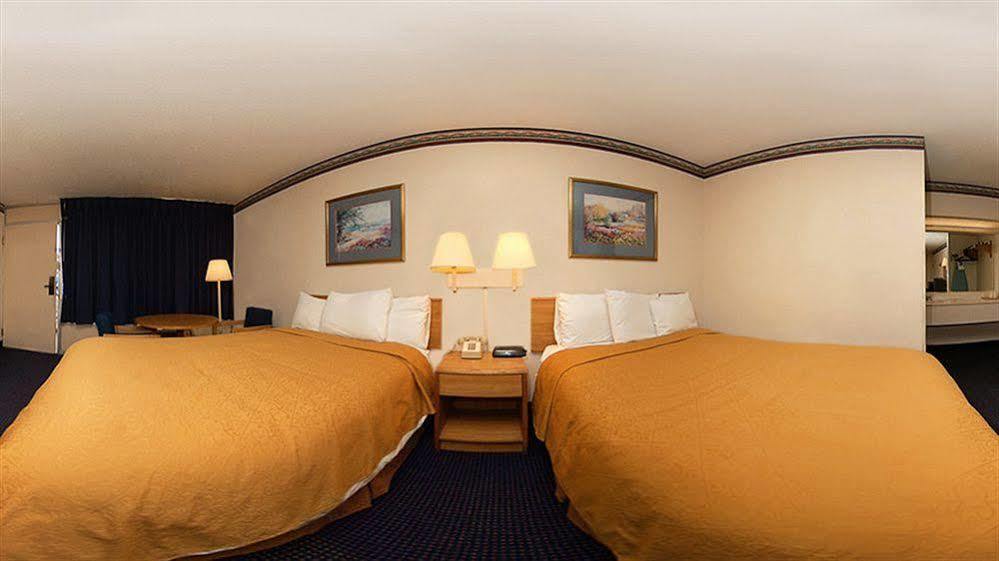 Quality Inn St George I-95 St. George Exterior photo