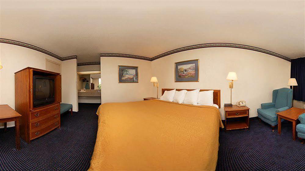 Quality Inn St George I-95 St. George Exterior photo