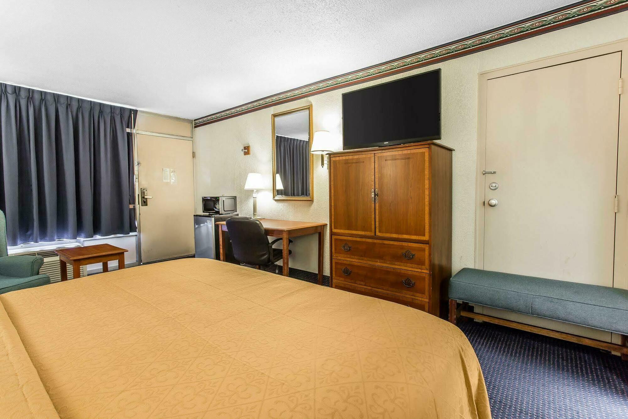 Quality Inn St George I-95 St. George Exterior photo