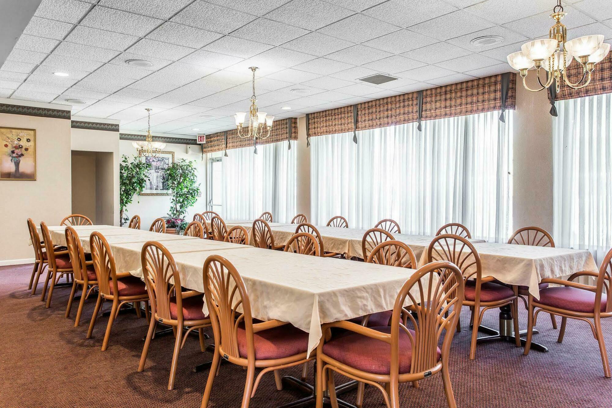 Quality Inn St George I-95 St. George Exterior photo